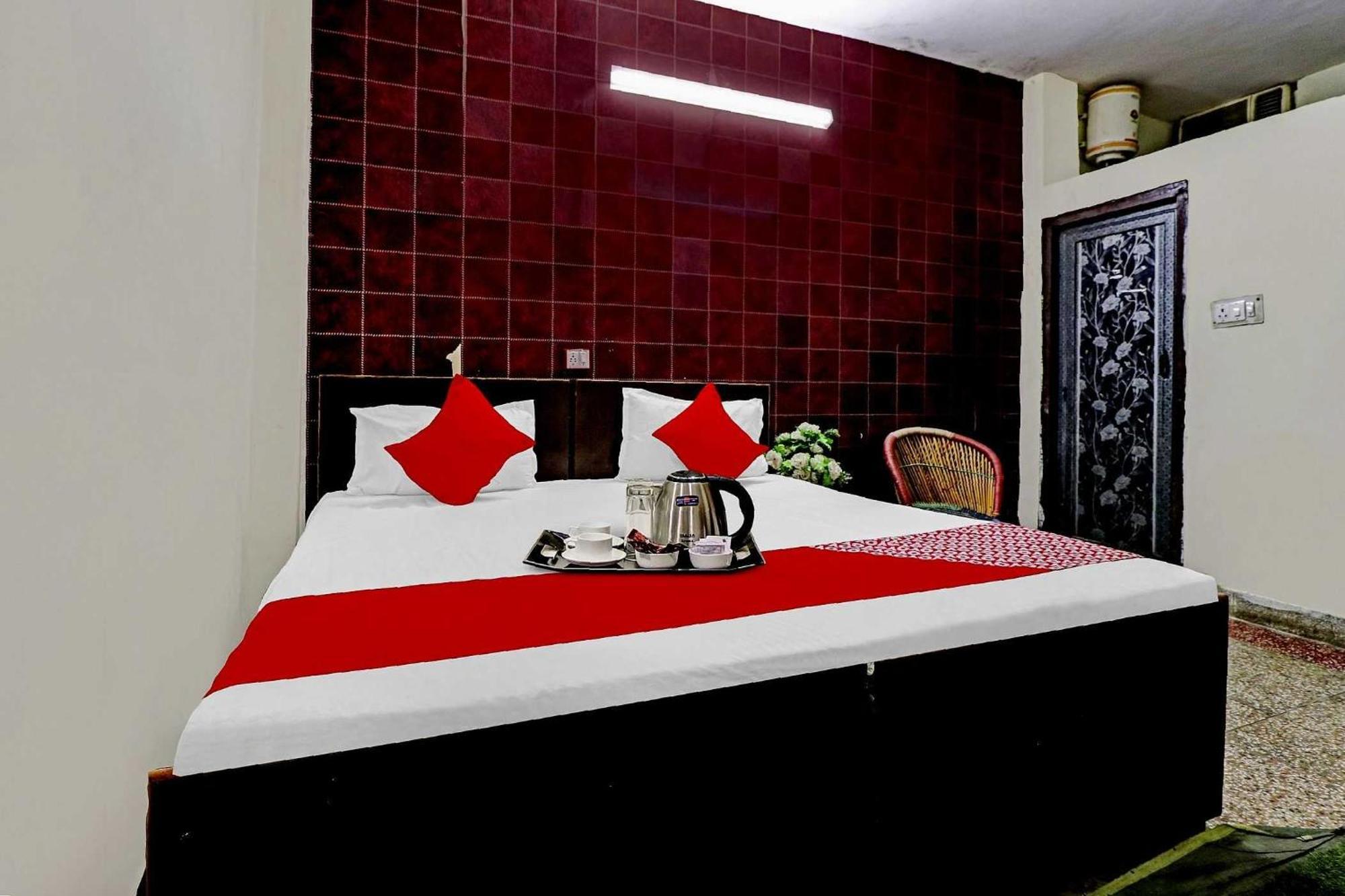ניו דלהי Lion Home Stay מראה חיצוני תמונה